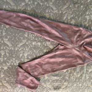 BUFF BUNNY Pink Camouflage Leggings